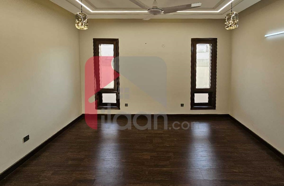 500 Sq.yd House for Sale in Bukhari Commercial Area, Phase 6, DHA Karachi