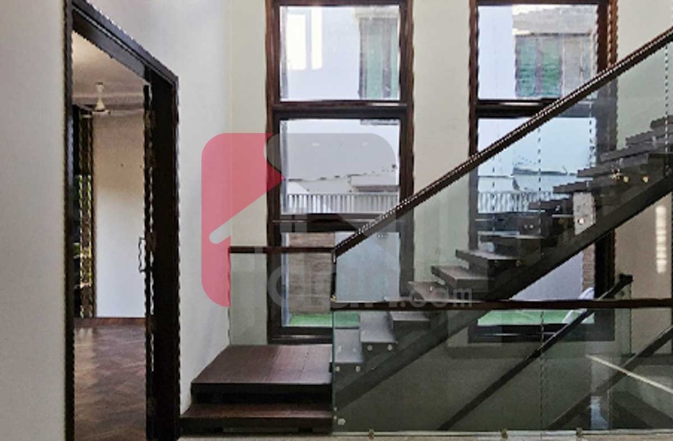 500 Sq.yd House for Sale in Bukhari Commercial Area, Phase 6, DHA Karachi