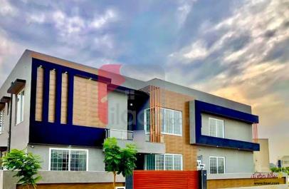 18 Marla House for Sale in Phase 8, Bahria Town, Rawalpindi