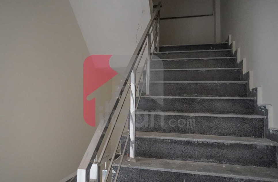 4 Marla Building for Rent (First Floor) in Phase 2, Bahria Orchard, Lahore