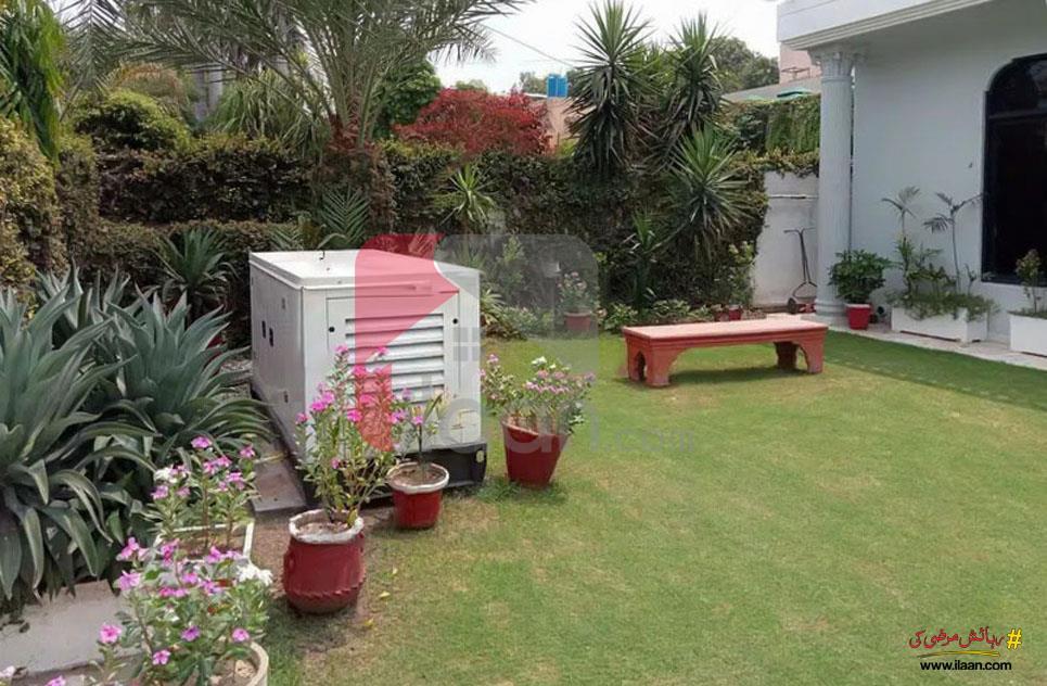 1.8 Kanal House for Sale in Garden Town, Lahore