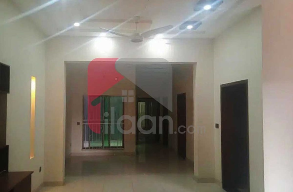 10 Marla House for Rent (Ground Floor) in Phase 3, Iqbal Avenue, Lahore