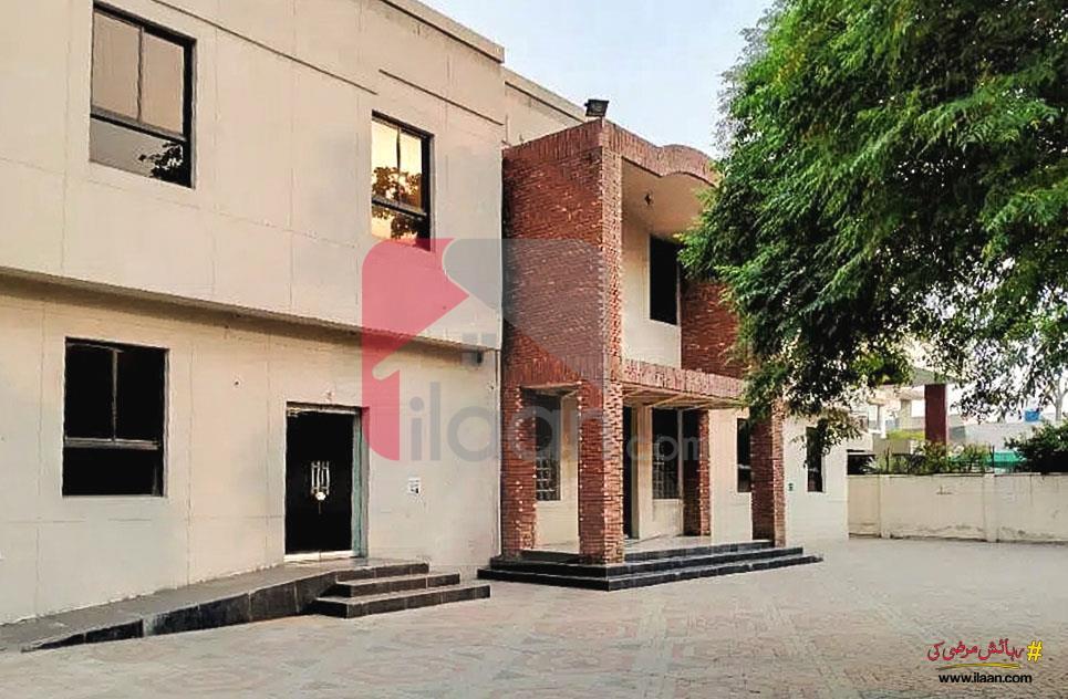 8 Kanal Building for Sale in Main Boulevard Gulberg, Lahore