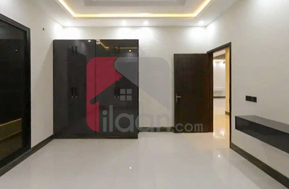 200 Sq.yd House for Sale (First Floor) in Block 5, Federal B Area, Karachi