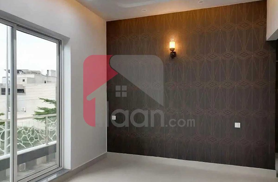 15 Marla House for Sale on Canal Road, Faisalabad