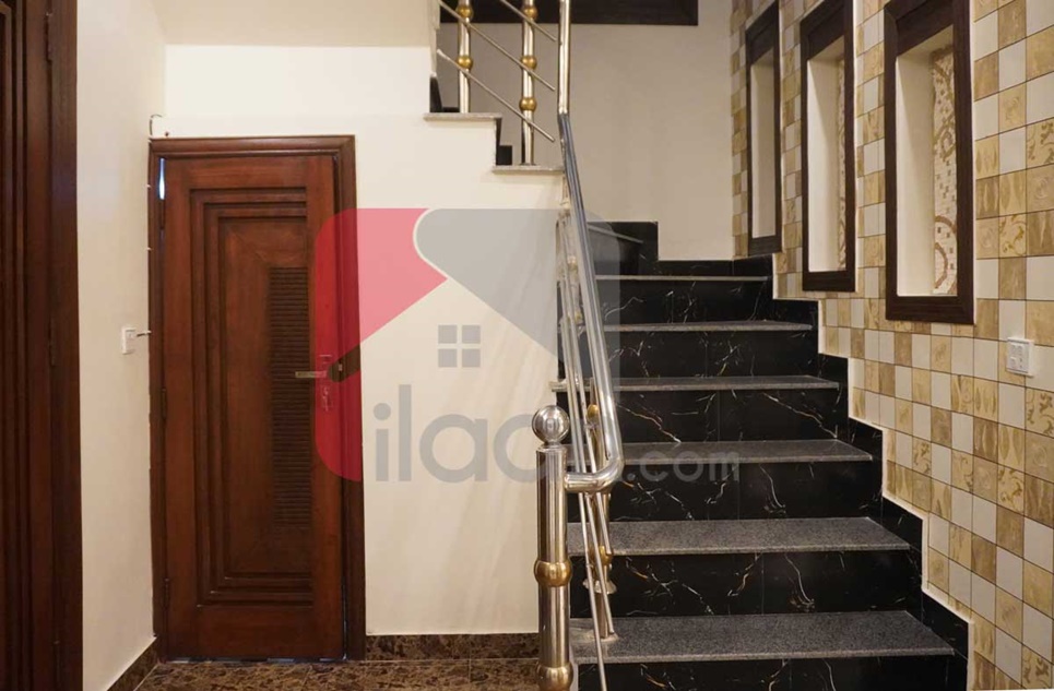 10 Marla House for Sale in Block E, Phase 1, Johar Town, Lahore