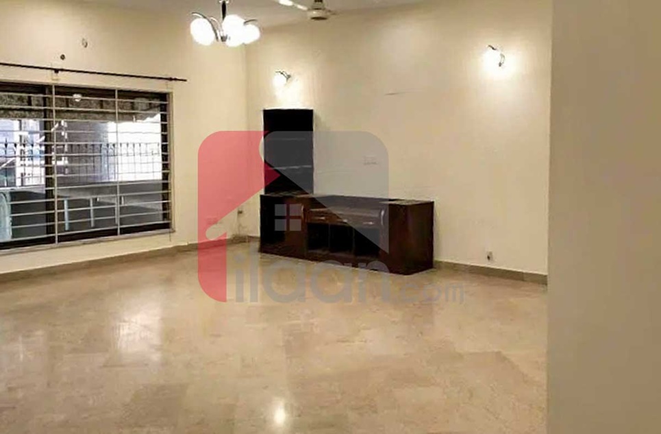 1 Kanal House for Rent (First Floor) in E-11/2, E-11, Islamabad