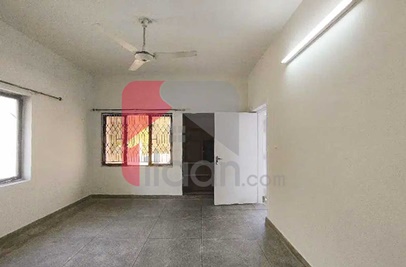 10 Marla Building for Rent on Zarrar Shaheed Road, Lahore Cantt, Lahore