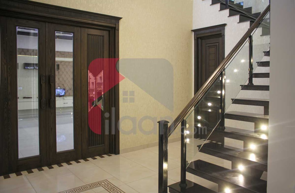 1 Kanal 1 Marla House for Sale in Block P, Phase 8, DHA Lahore
