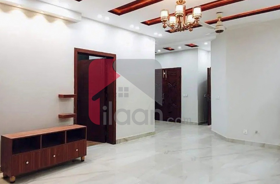 10 Marla House for Rent in Block C, Phase 8, Bahria Town, Rawalpindi