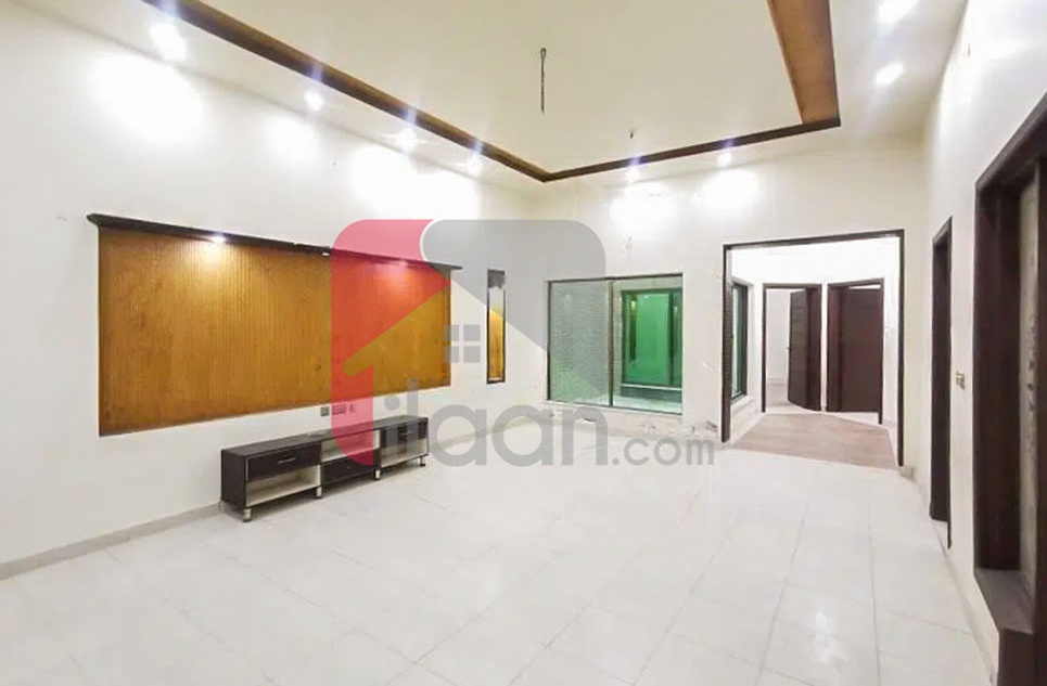 15 Marla House for Rent in Khayaban Colony 2, Faisalabad 
