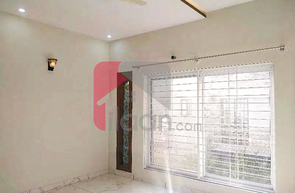 14.2 Marla House for Rent (First Floor) in I- 8/2, I-8, Islamabad