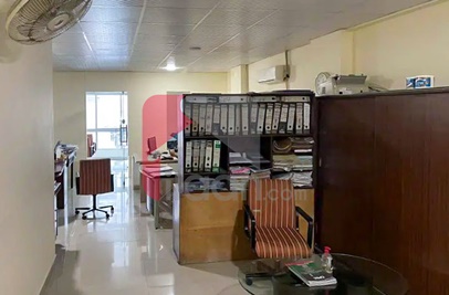 113 Sq.yd Office for Sale in Zamzama Commercial Area, Phase 5, DHA Karachi