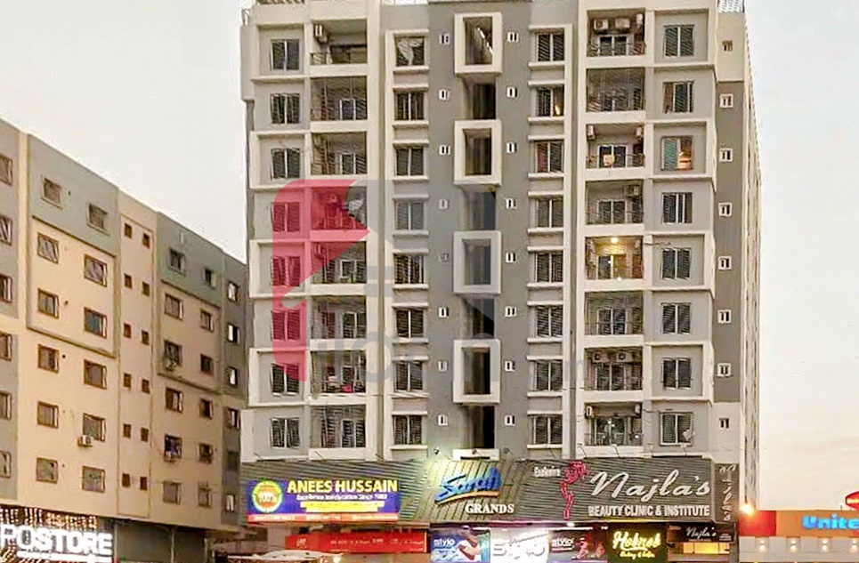 4 Bed Apartment for Sale on University Road, Karachi