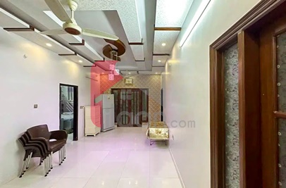 156 Sq.yd House for Sale (First Floor) in Block 5, Gulshan-e-iqbal, Karachi