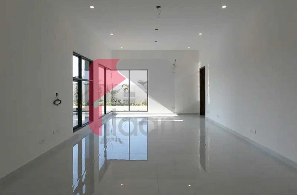 2000 Sq.yd Bungalow for Sale in Phase 8, DHA Karachi