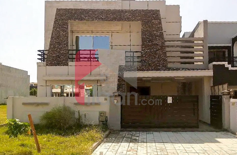 10 Marla House for Rent in Block E, Phase 8, Bahria Town, Rawalpindi