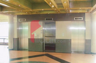 2.2 Marla Office for Rent on Main Boulevard, Gulberg, Lahore
