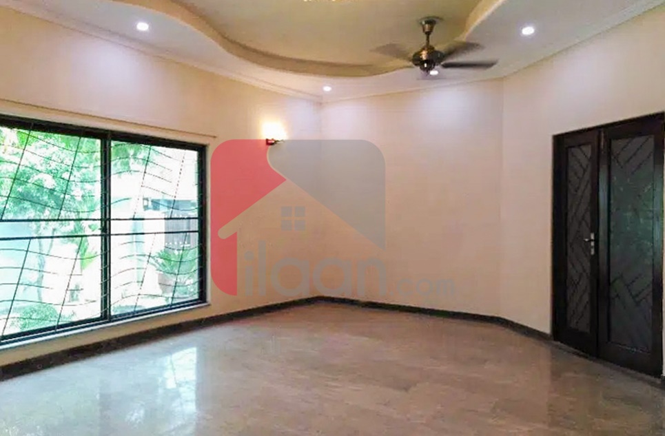 2 Kanal House for Sale in Cavalry Ground, Lahore