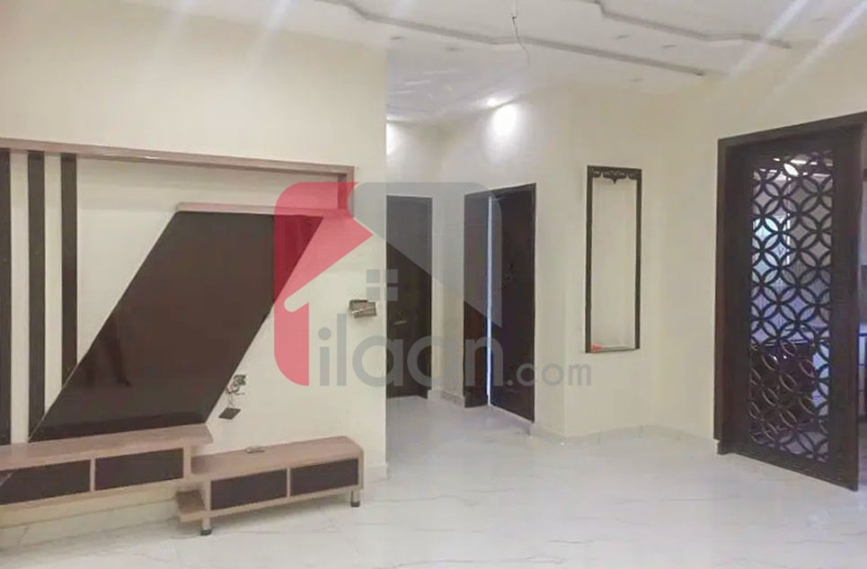 9 Marla House for Sale in Canal Garden, Lahore