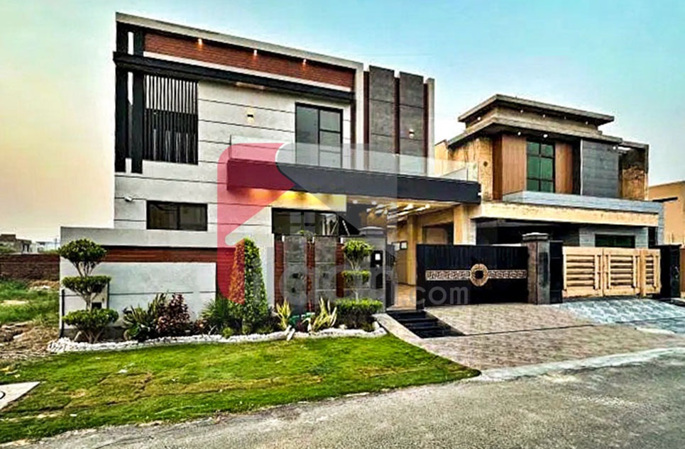 10 Marla House for Sale in Phase 8 - Air Avenue, DHA Lahore