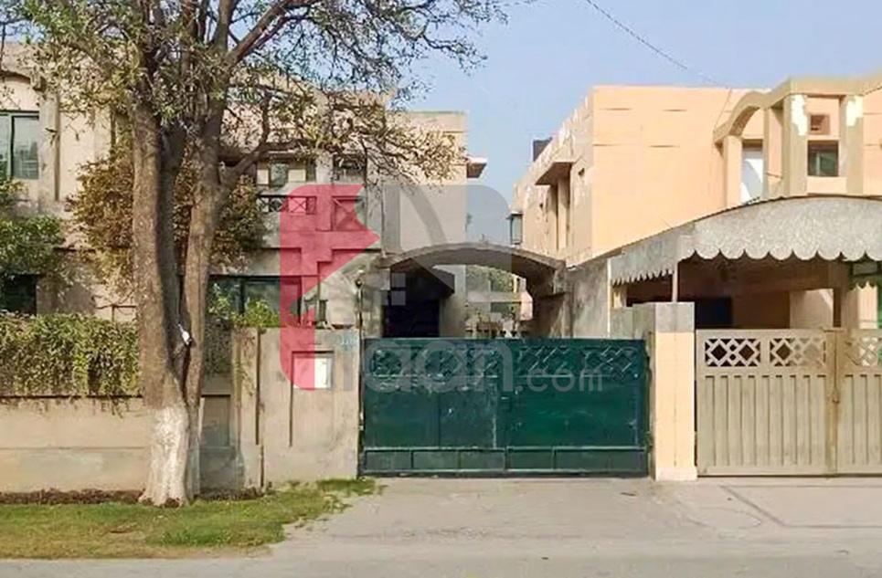 12 Marla House for Rent in Eden Avenue, Lahore