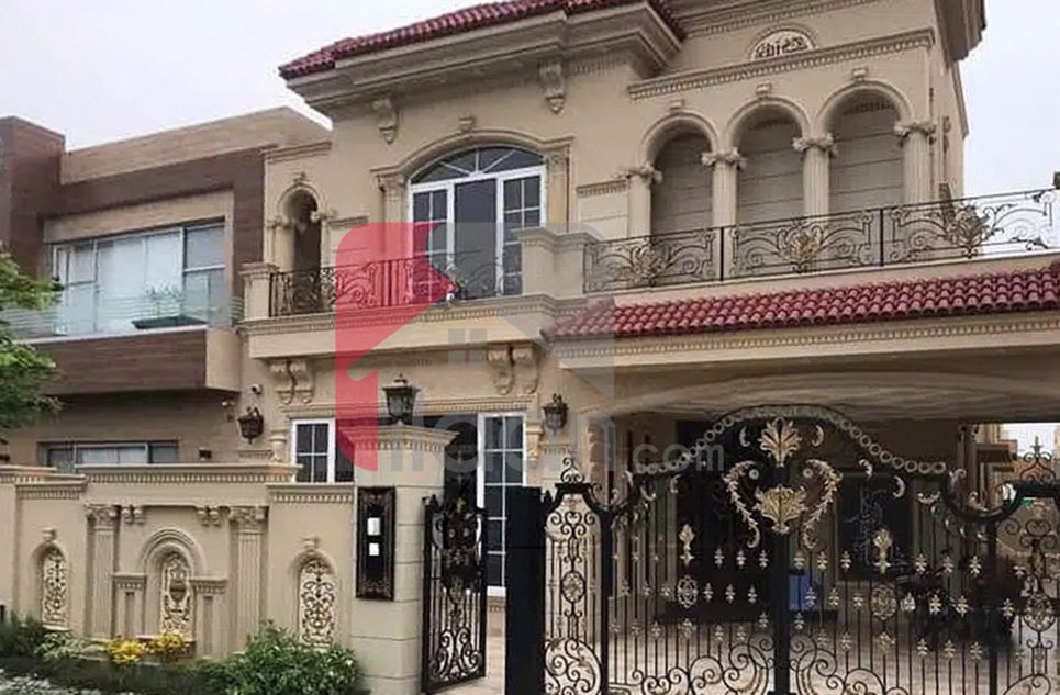 10 Marla House for Sale in Phase 7, DHA Lahore