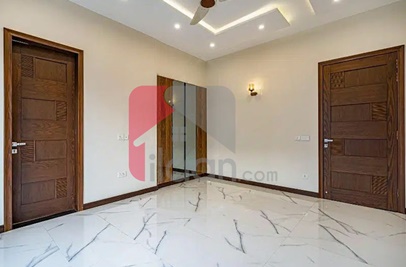 1 Kanal House for Sale in Phase 7, DHA Lahore