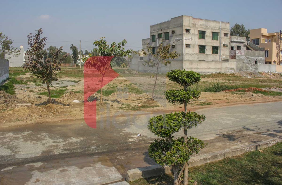 1 Kanal Farm House for Sale in Chinar Bagh, Lahore