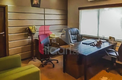 183 Sq.yd Office for Rent in Shahra-e-Faisal, Karachi