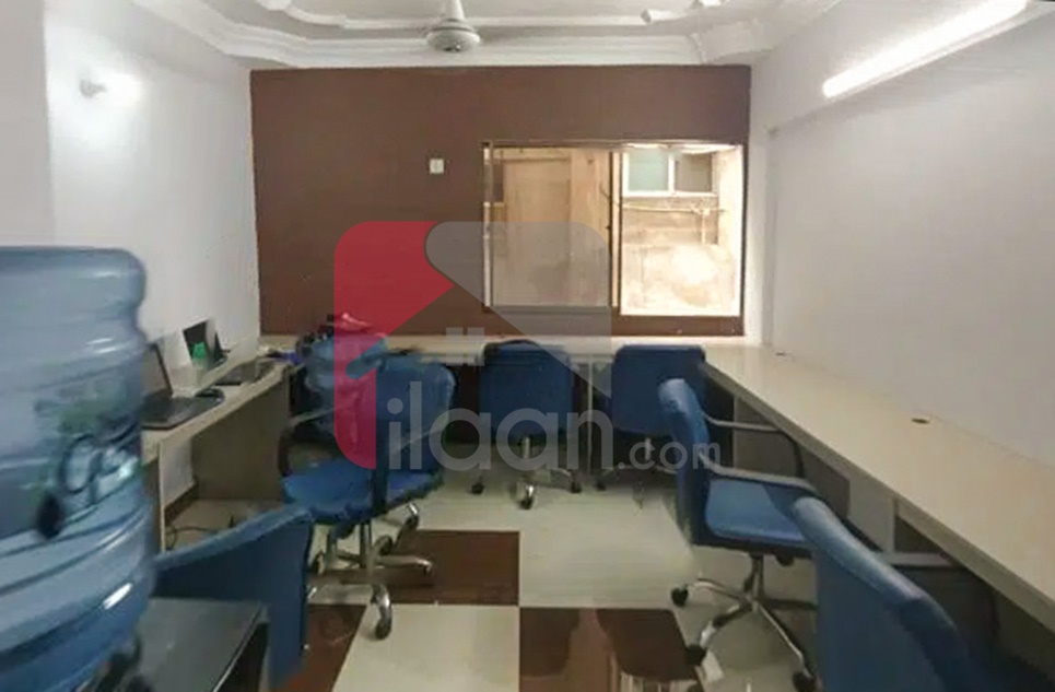 39 Sq.yd Office for Rent in Block 13-B, Gulshan-e-Iqbal, Karachi