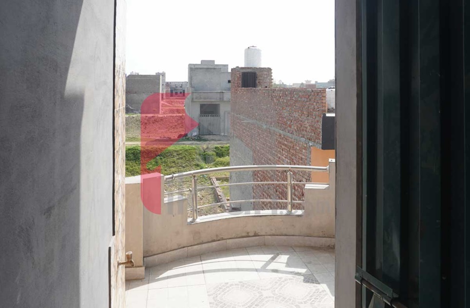 3 Marla House for Sale in 5 Number Stop, Kahna, Lahore 