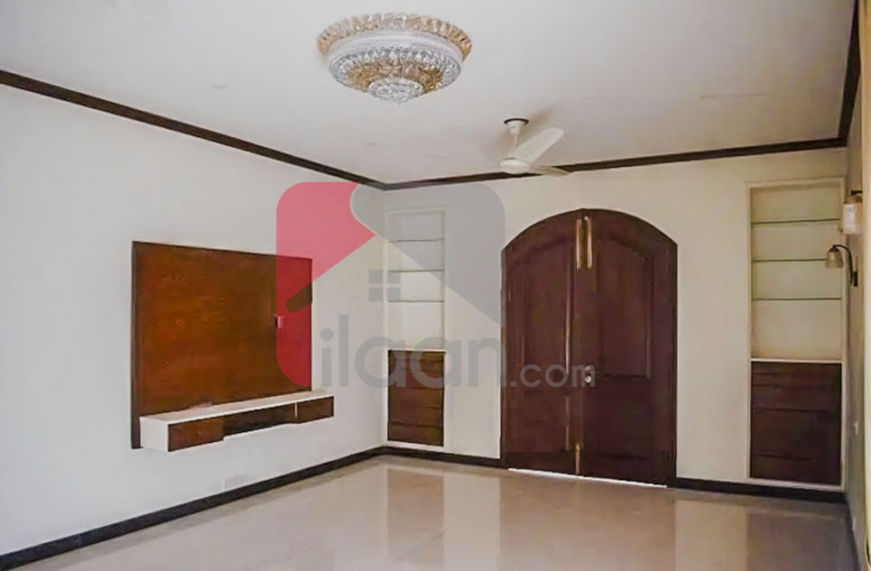 1000 Sq.yd House for Rent (First Floor) in Phase 8, DHA Karachi
