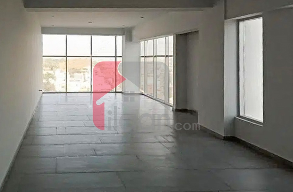 889 Sq.yd Office for Rent on Shaheed Millat Road, Karachi