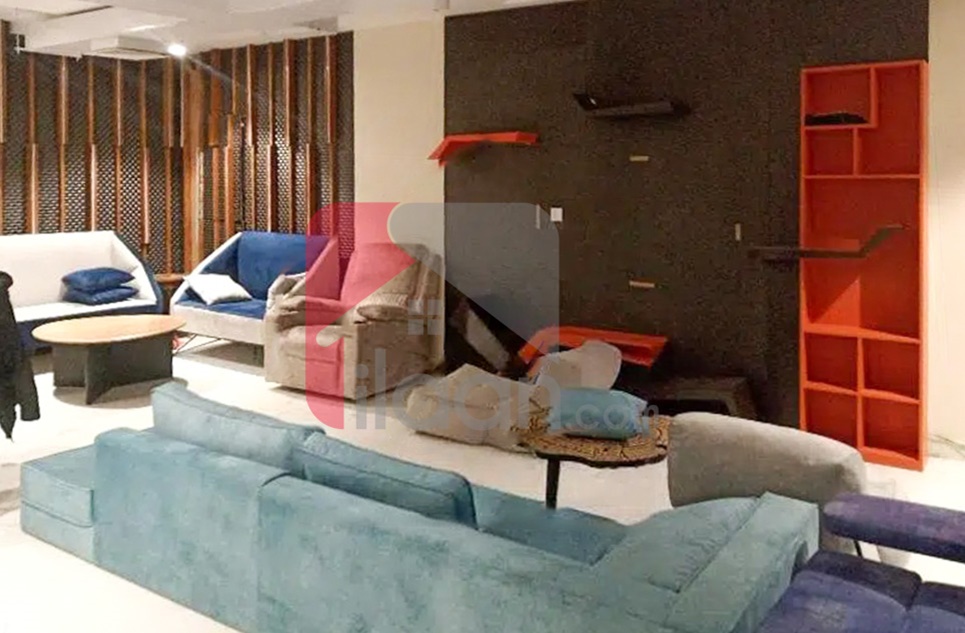 367 Sq.yd Office for Rent in Shahrah-e-Faisal, Karachi