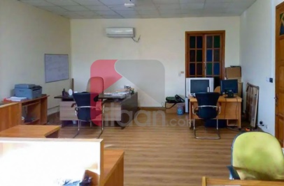 2000 Sq.ft Office for Rent in Block 6, PECHS, Karachi