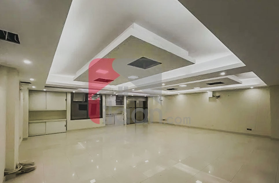 222 Sq.yd Office for Rent in Bukhari Commercial Area, Phase 6, DHA Karachi
