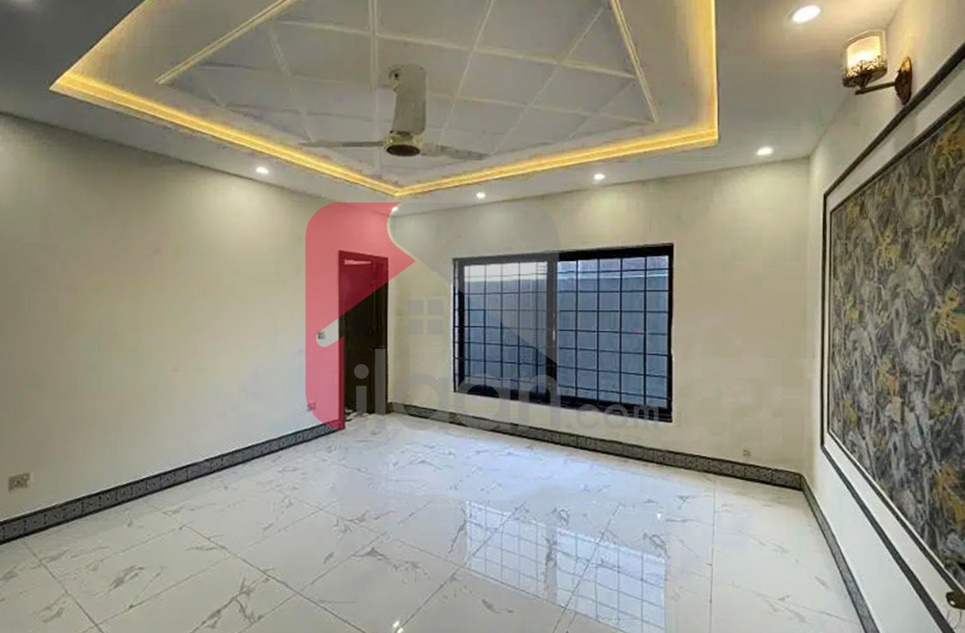 10 Marla House for Sale in Block E, Phase 8, Bahria Town, Rawalpindi