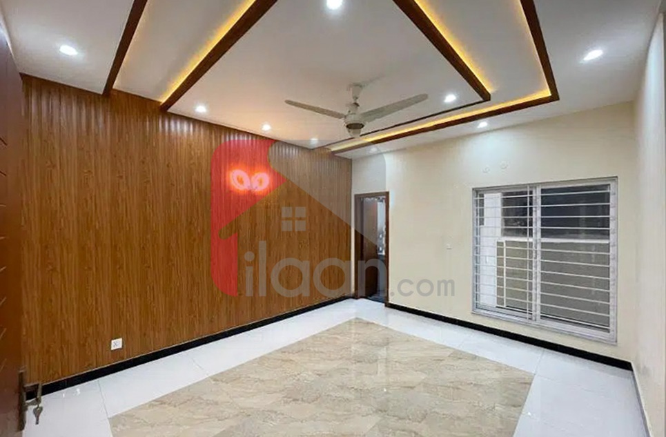 8 Marla House for Sale in Ali Block, Phase 8, Bahria Town, Rawalpindi