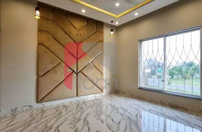 10 Marla House for Sale in Valencia Housing Society, Lahore