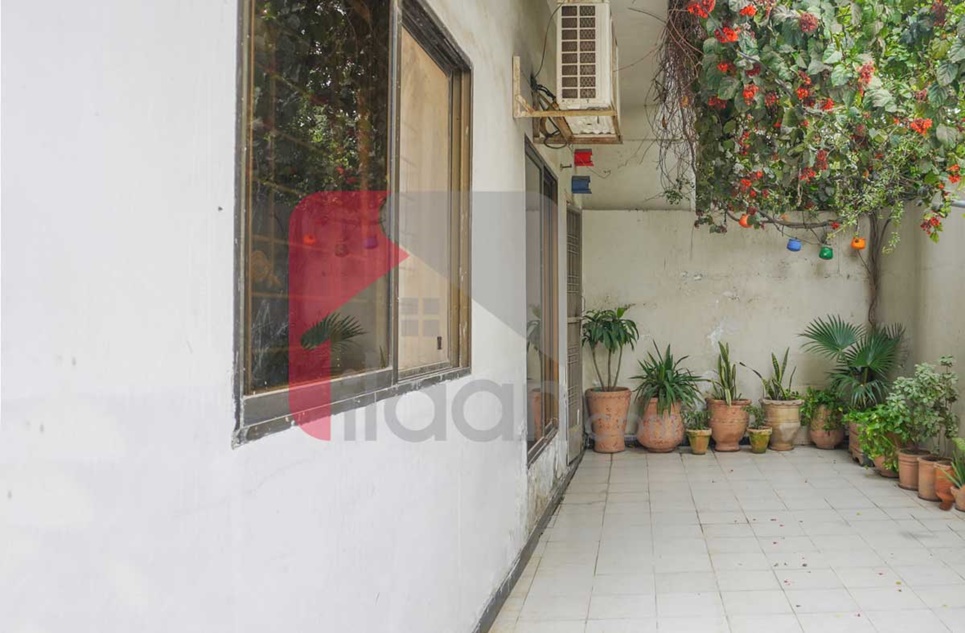 10 Marla House for Sale in Kamran Block, Allama Iqbal Town, Lahore