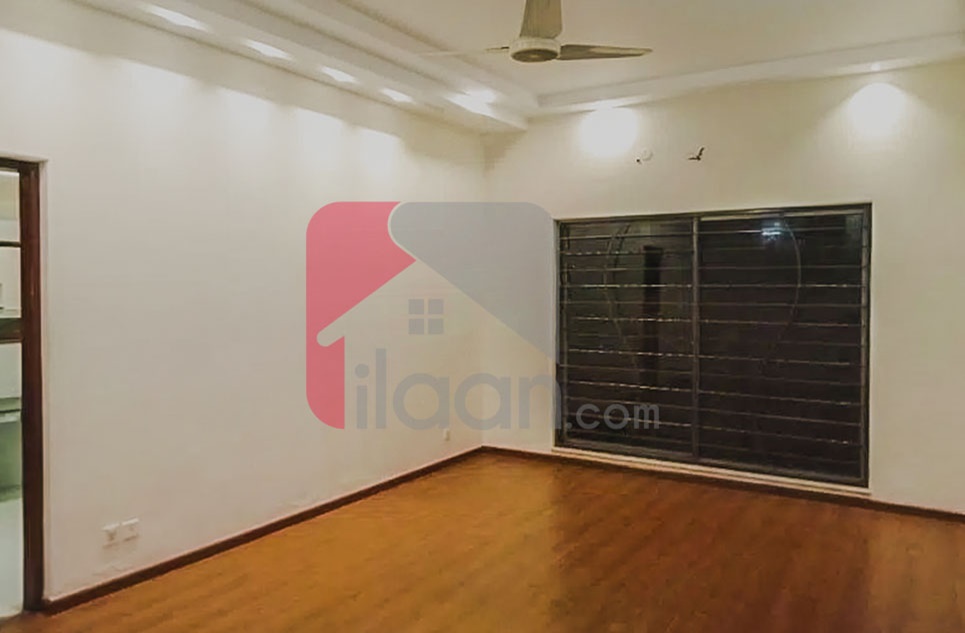 14 Marla House for Rent in Cavalry Ground, Lahore