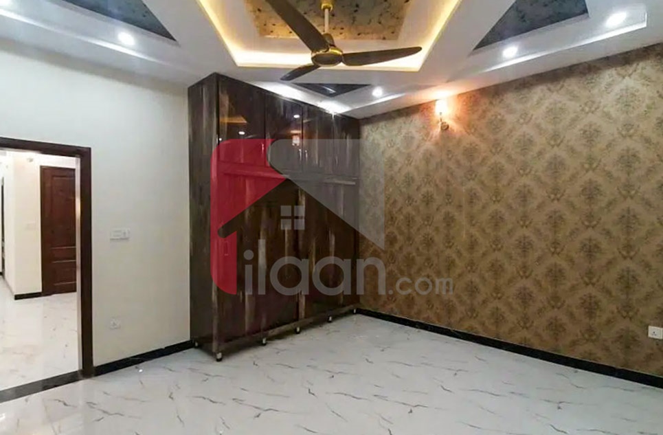 6 Marla House for Rent (First Floor) in New Super Town, Lahore