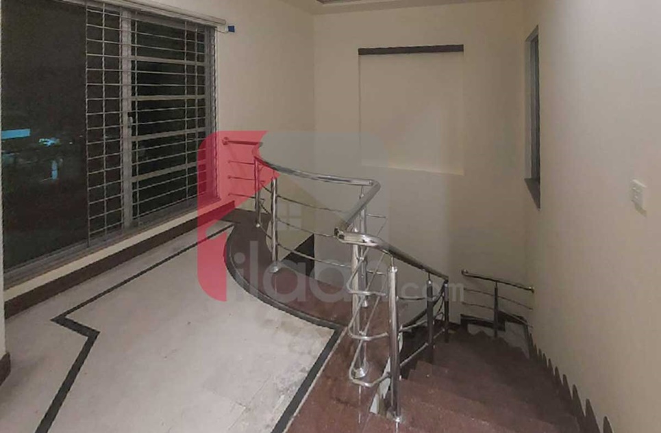 1 Kanal House for Rent (First Floor) in Phase 8 - Park View, DHA Lahore