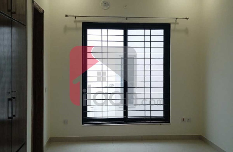 1 Kanal House for Rent (First Floor) in Block V, Phase 8, DHA Lahore 