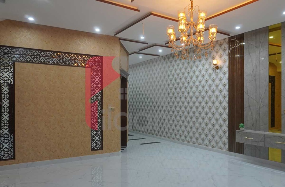 10 Marla House for Sale in Block F2, Phase 1, Johar Town, Lahore