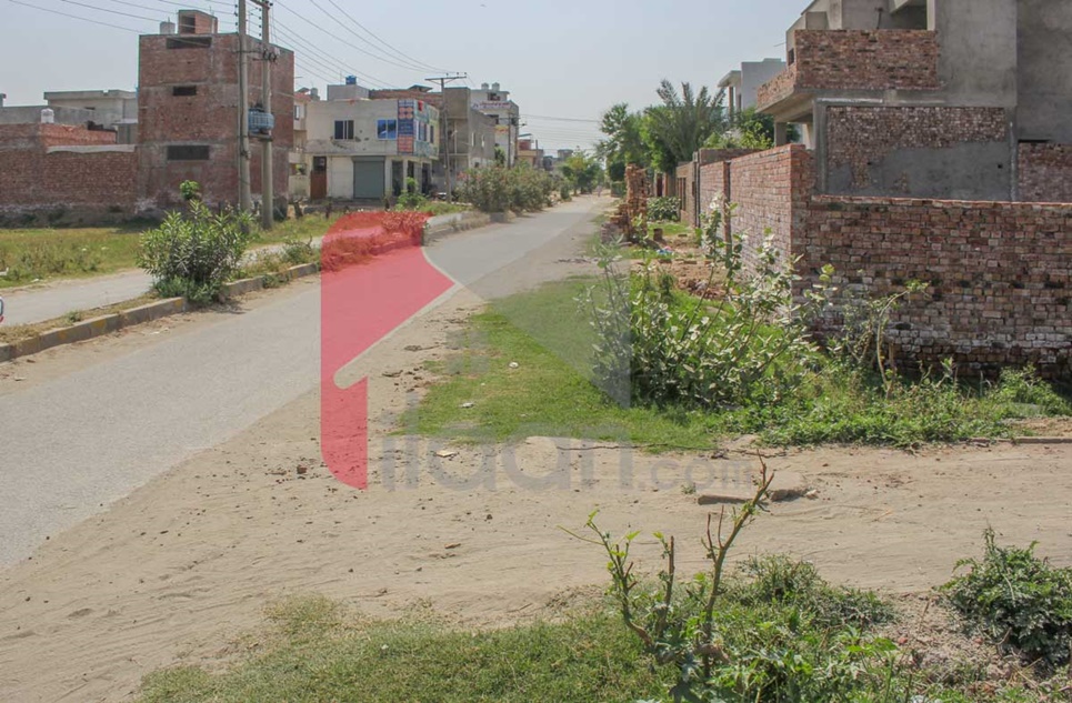 2 Marla Commercial Plot for Sale in Elite Town, Lahore