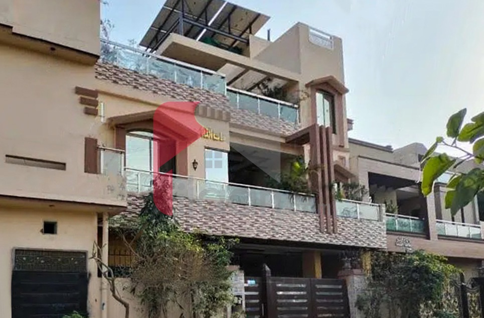 8.7 Marla Building for Sale in Block B, PCSIR Staff Colony, Lahore