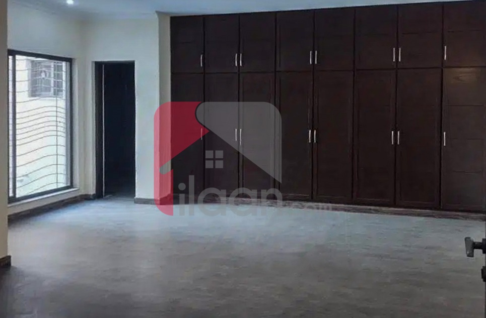 2 Kanal House for Rent in Cavalry Ground, Lahore