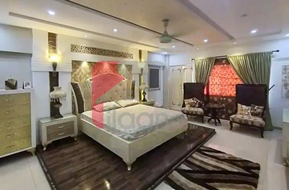 4 Bed Apartment for Sale in Block 8, Clifton, Karachi